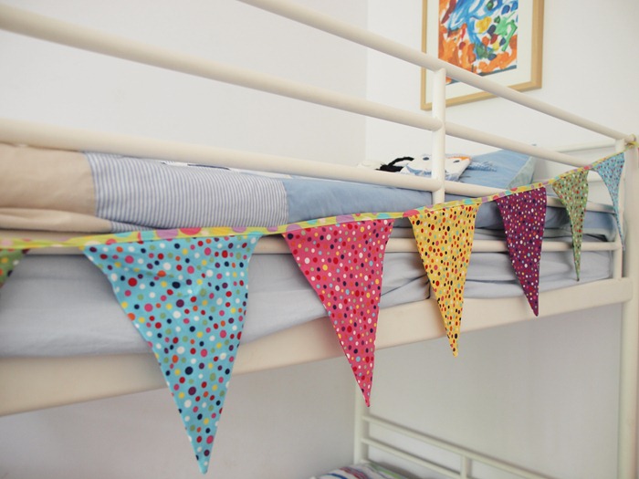 bunting 2