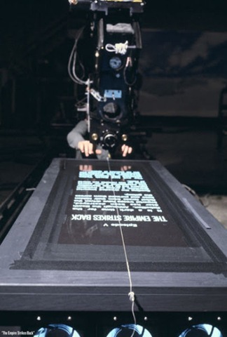 [behind-scenes-famous-movies-12%255B2%255D.jpg]