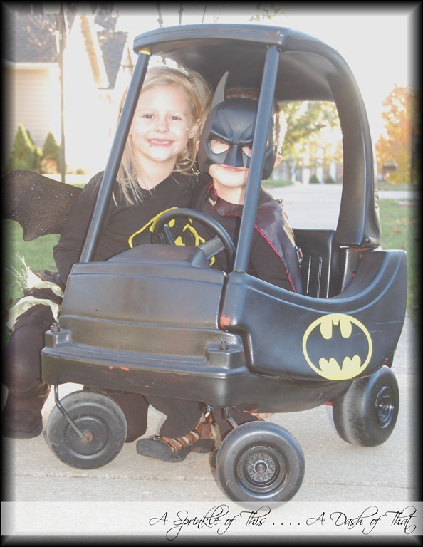 [Batman%2520Batgirl%2520and%2520the%2520Batmobile%2521%2520%257BA%2520Sprinkle%2520of%2520This%2520.%2520.%2520.%2520.%2520A%2520Dash%2520of%2520That%257D%255B5%255D.jpg]