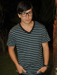 [T%25C3%25A9o-Marques-%2528Bernardo-Falcone%2529---Munir-Chatack%255B3%255D.jpg]