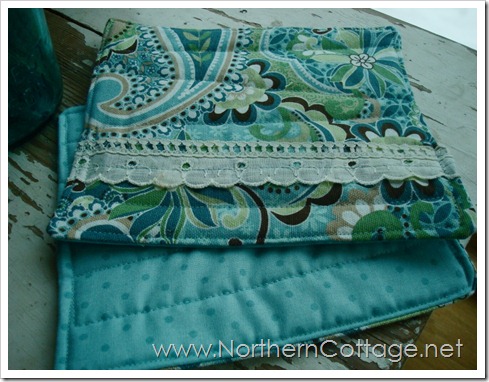 handmade potholders @ NorthernCottage.net