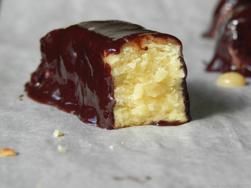 [homemade-twix-bars-16.jpg]