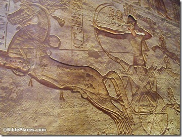 Ramses II on chariot, dg041901630