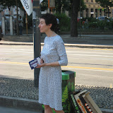 13/6/09 Con Francesca Balzani a volantinare in Piazza Santa Maria del Suffragio