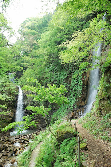常虹の滝