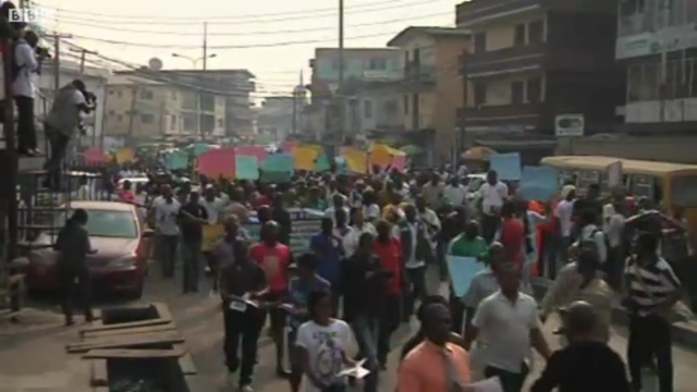 Protesters in Lagos, Nigeria march against the removal of fuel subsidies, 3 January 2012. BBC