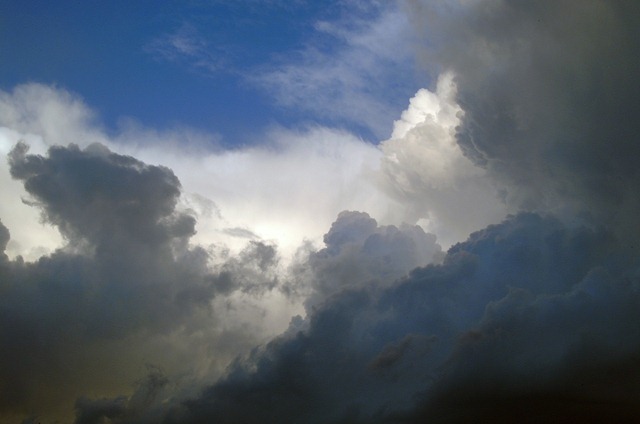 [cloud-computing-storm-clouds%255B4%255D.jpg]