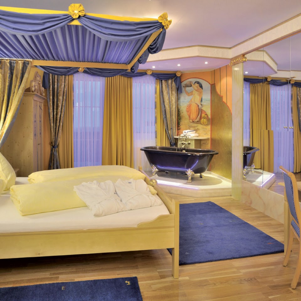 Zimmer im Schlosshotel Lacknerhof Zimmer im Schlosshotel Lacknerhof