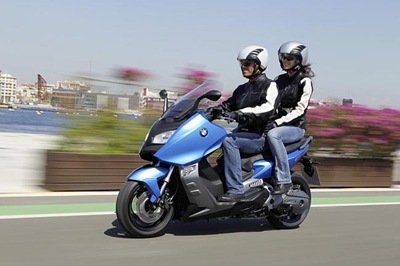 [bmw_c_650_sport_y_gt_accion46a%255B2%255D.jpg]
