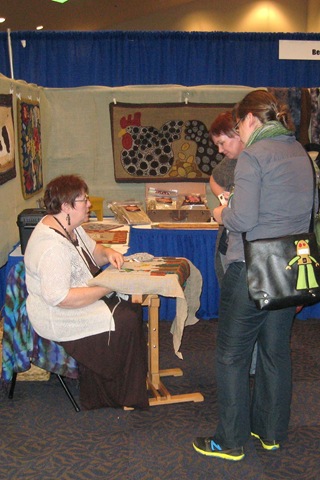 [20121207-ARFiberArtsExtra%2520%2528148%2529%255B2%255D.jpg]