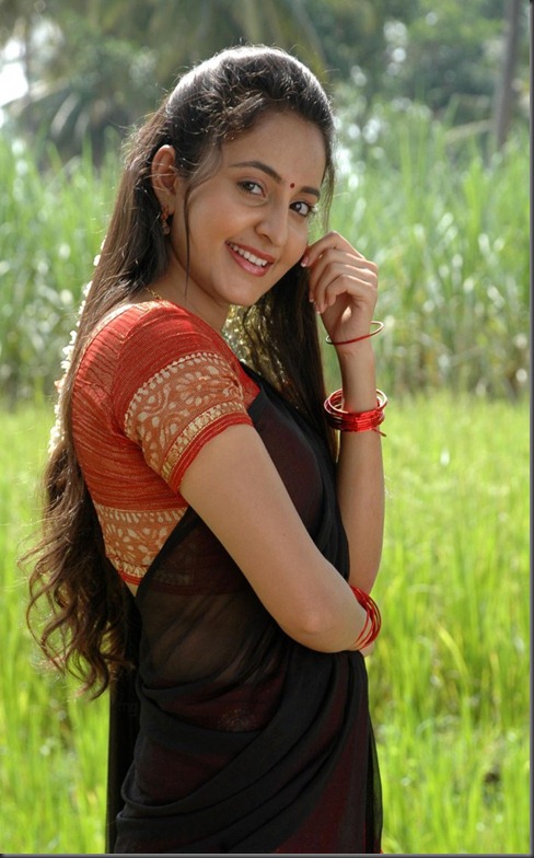 Bhama Cute Photos Stills Pics