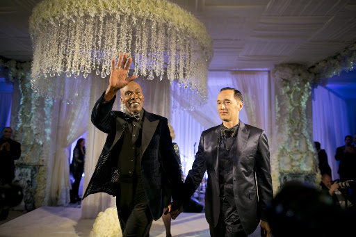 The newlyweds! The newlyweds!