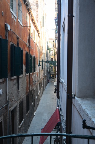 [hotelvenicebalconyview5.jpg]