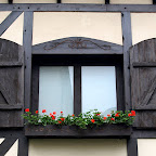window.jpg window.jpg