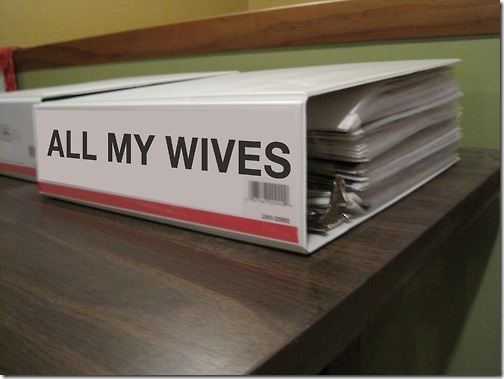 women-binders-hofstra-debate-6