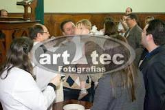 Fotos do evento BATIZADO: VITÓRIA. Foto numero 13. Fotografia (fotografias) da Art Tec Fotografias que faz fotos de casamento, fotos de festas, fotos de eventos sociais, fotos de aniversário, fotos de formatura, fotojornalismo, ensaios fotográficos, fotos de estúdio, book fotográfico e outros serviços fotográficos em Pelotas, RS, e outras cidades do Rio Grande do Sul. fotos casamento de pelotas rs para noivas casamentos rio grande do sul foto fotografia buques noiva bouque convites fotografias 15 anos decoração dia