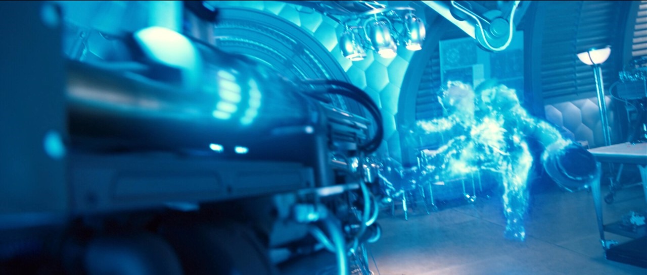 [Captain-America-Testing-the-Weapon2.jpg]