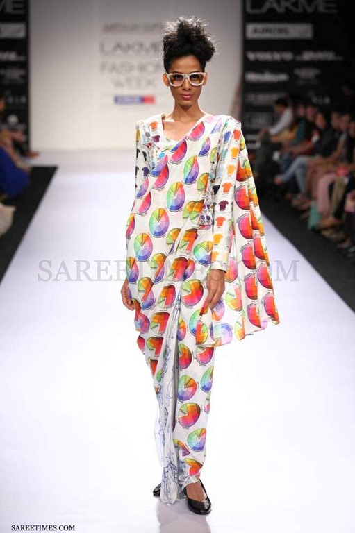 [Aarti_Vijay_Gupta_Sari%255B4%255D.jpg]