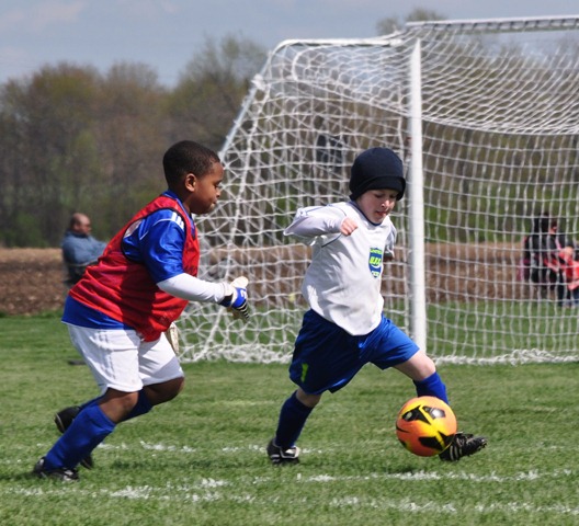 [Aaron%2520and%2520keeper%255B3%255D.jpg]