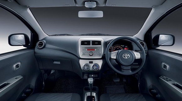 [toyota-agya-interior%255B2%255D.jpg]