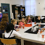 6. kinderworkshop december 2010 Mariet en Karin.jpg