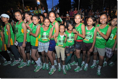 The Help Give Shoes Advocacy reaches the 28,700 mark at the eighth qualifying leg of the 37th National MILO Marathon in Tagbila