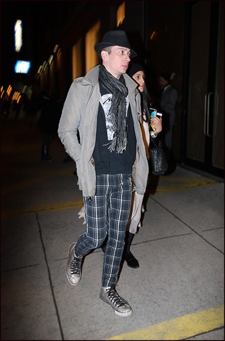 [6%2520mw%2520blue-grey%2520plaid%2520pants%2520grey%2520short%2520trench%2520grey%2520scarf%2520black%2520fedora%2520silver%2520varvatos%2520high%2520top%2520converse%2520ol%255B3%255D.jpg]