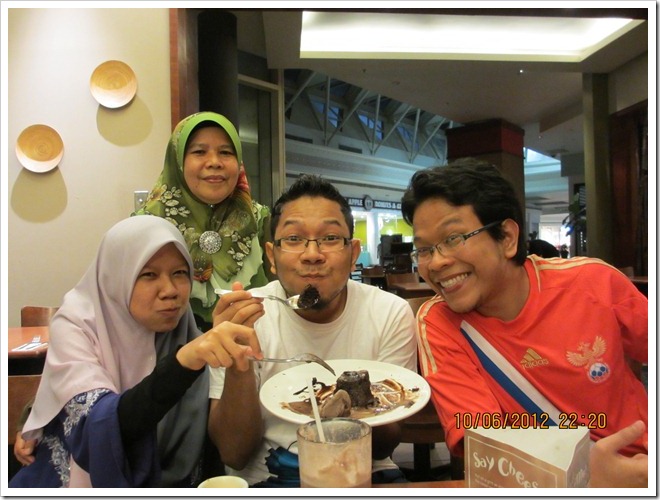 IMG_2100 IMG_2100