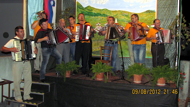2012-09-Harmonikaski-vecer-Osek-49.JPG