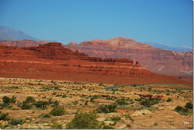 05-20-14 A SR95 Blanding to Hanksville (119)