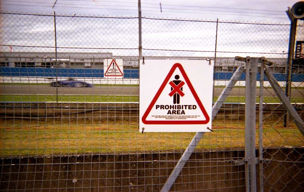 [Donington-Park---Disposable-Camera%255B4%255D.jpg]