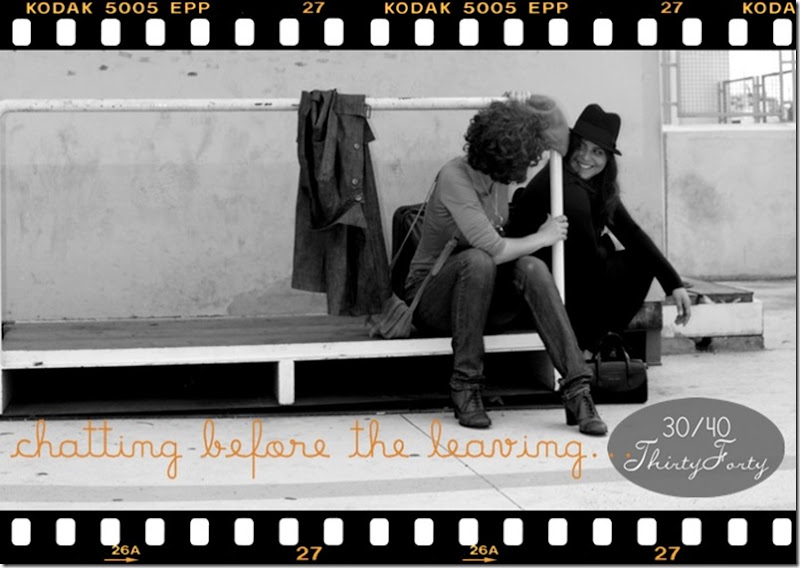 chatting_before_the_leaving