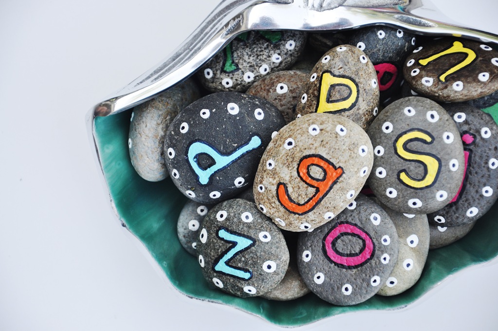 [rockalphabet0552.jpg]