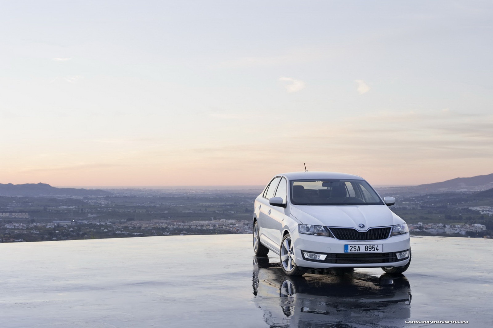 [2013-Skoda-Rapid-43%255B2%255D.jpg]