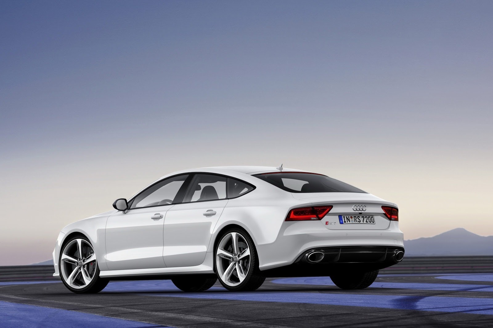 Audi-RS7-Sportback-9[2].jpg