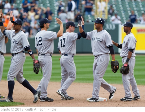 'New York Yankees' photo (c) 2012, Keith Allison - license: http://creativecommons.org/licenses/by-sa/2.0/