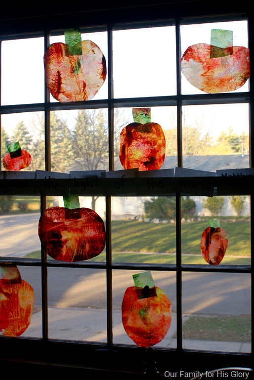 [pumpkins-shining4.jpg]