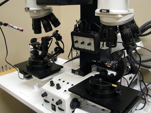 This special microscope can detect the slightest variation between two bullets. (Photo credit: Jeremy Shreckhise)
