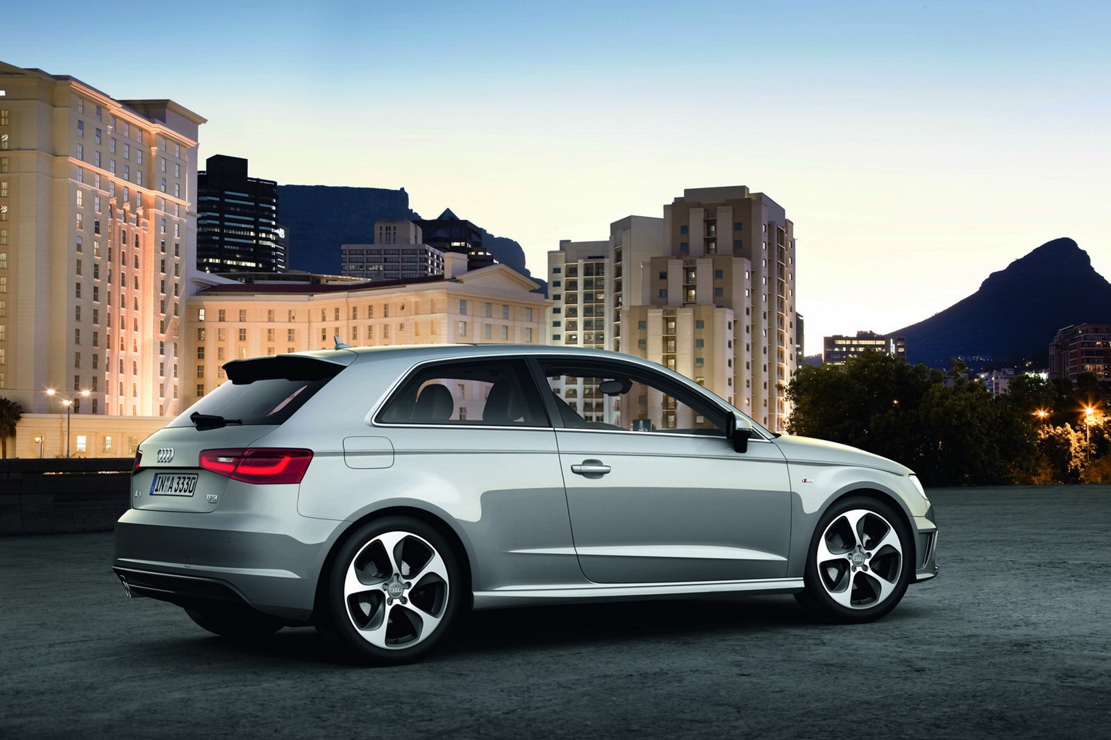2013-Audi-A3-60%255B2%255D.jpg