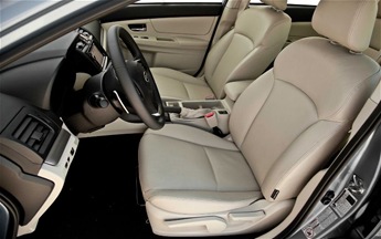 2012-Subaru-Impreza-Premium-front-seating