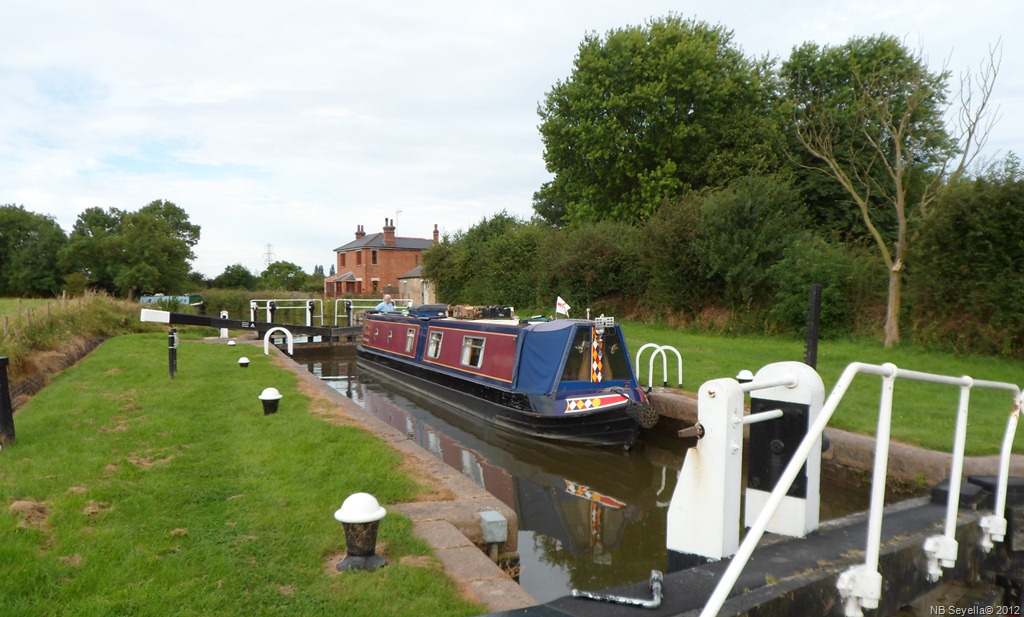 [SAM_2362%2520Kibworth%2520Top%2520Lock%255B4%255D.jpg]