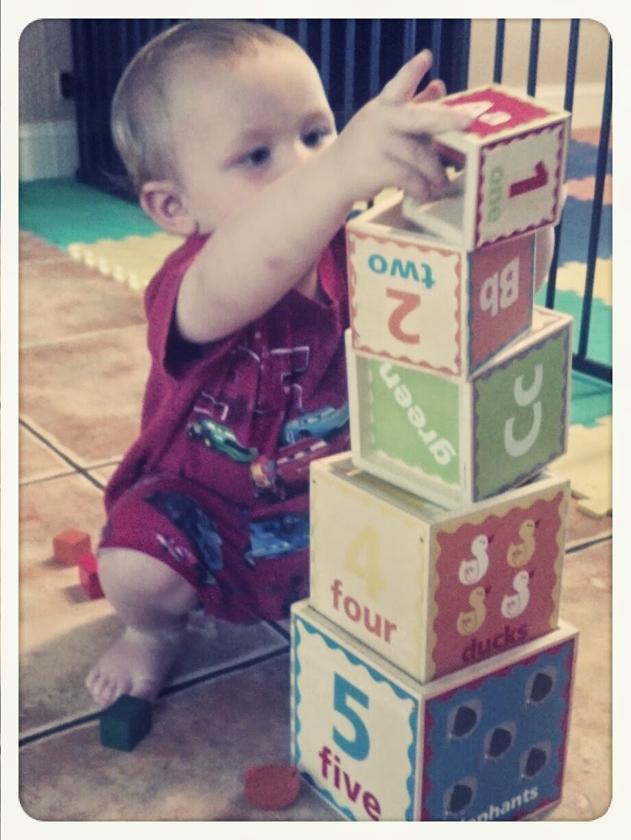 hape pyramid of play