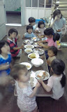 子供たちも沢山参加してます。