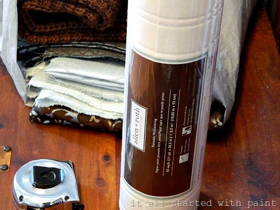 [bead%2520board%2520wallpaper%2520and%2520blue%2520and%2520brown%2520fabric%255B11%255D.jpg]