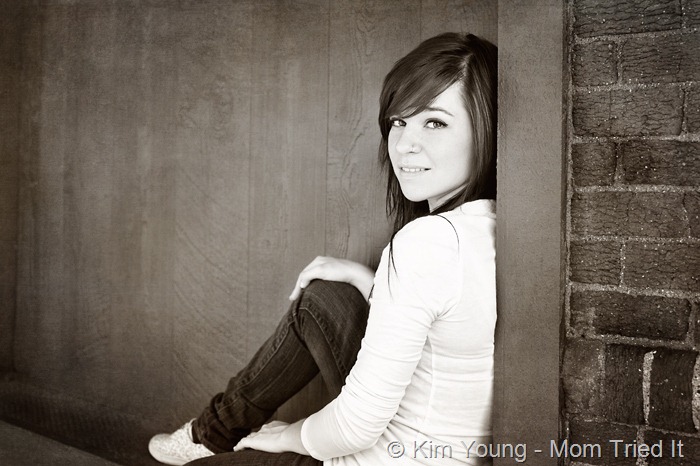 [Leea-03-bw-web%255B6%255D.jpg]