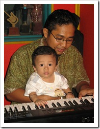 Violino Ridho Putra-Ronaldo Rozalino-Permainan Ayah dan Anak Violino Ridho Putra-Ronaldo Rozalino-Permainan Ayah dan Anak