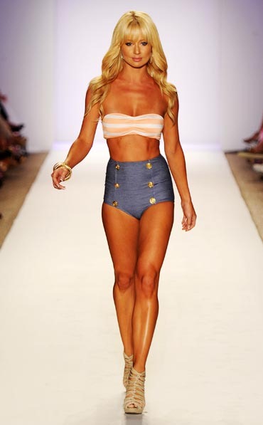 [dollys-from-holly.blogspot.com_bikinis_04%255B2%255D.jpg]