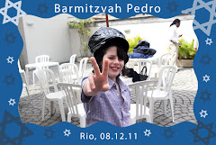 Fotos do evento Pedro - 08.12.11. Foto numero 20 da Social Click Fotografia Digital, do Rio de Janeiro, RJ, que faz fotos divertidas, fotos malucas, fotos com fantasias, fotos na hora, fotografia maluca, fotografia divertida com molduras personalizadas. fotos divertidas malucas foto maluca animadas animado rj rio de janeiro divertida fantasia animada e filmagem casamentos fotoprodutos fotógrafo para casamento