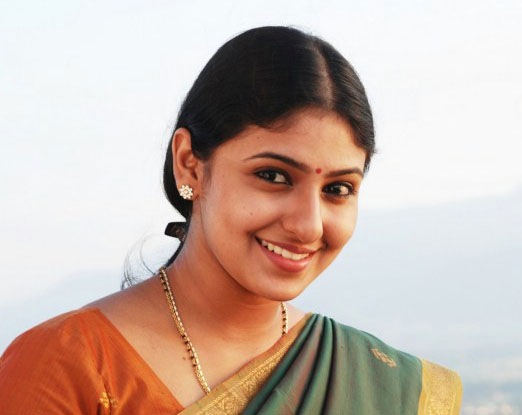 [monica%2520smiling%2520photo%255B2%255D.jpg]