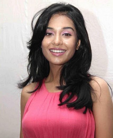 [hot_actress_amrita_rao_latest_pic%255B3%255D.jpg]